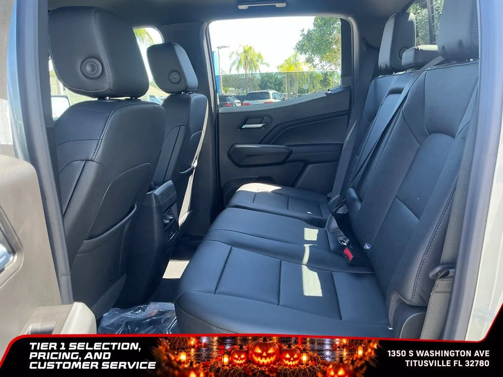 New 2026 Sterling Metallic GMC Elevation image 19