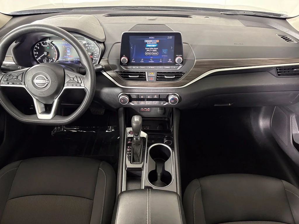 Used 2024 Black Nissan 2.5 SV image 28