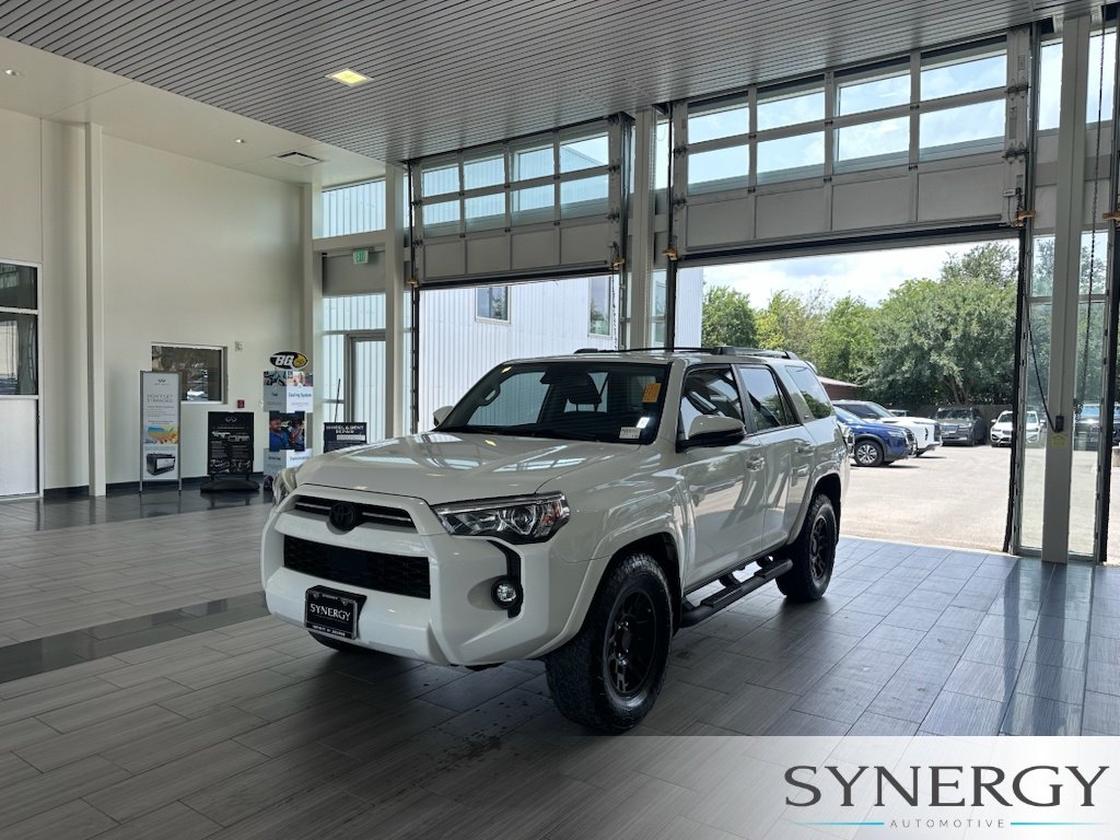 Used 2023 Ice Cap Toyota SR5 Premium image 21