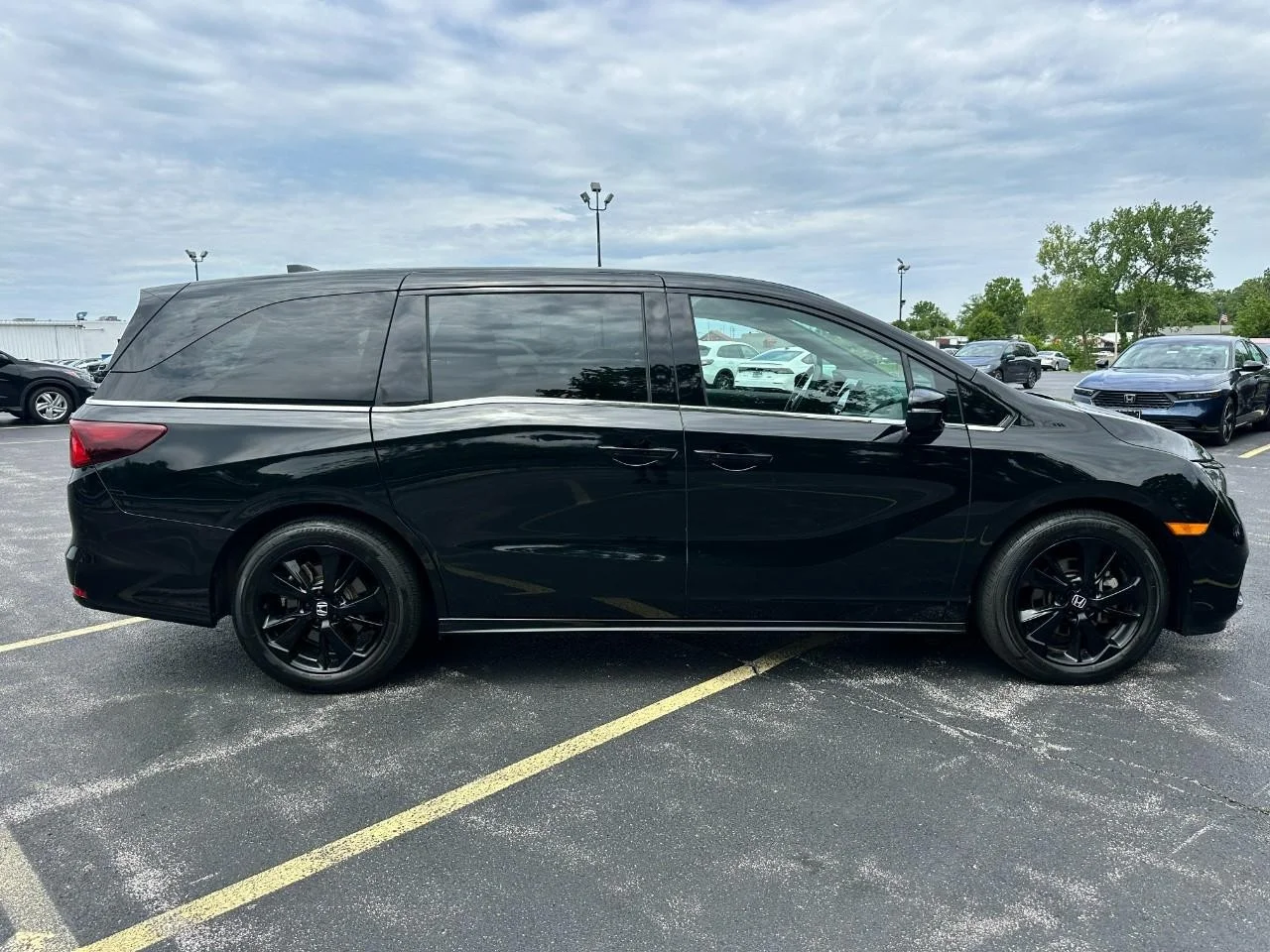 2024 Honda Odyssey SPORT - Photo 3