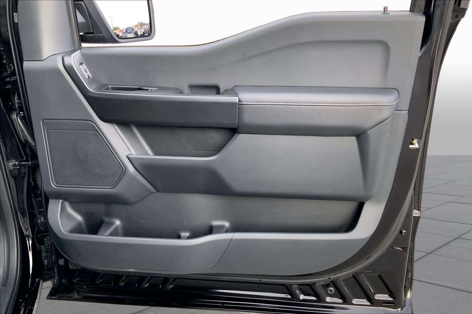 Used 2025 Agate Black Metallic Ford STX image 37
