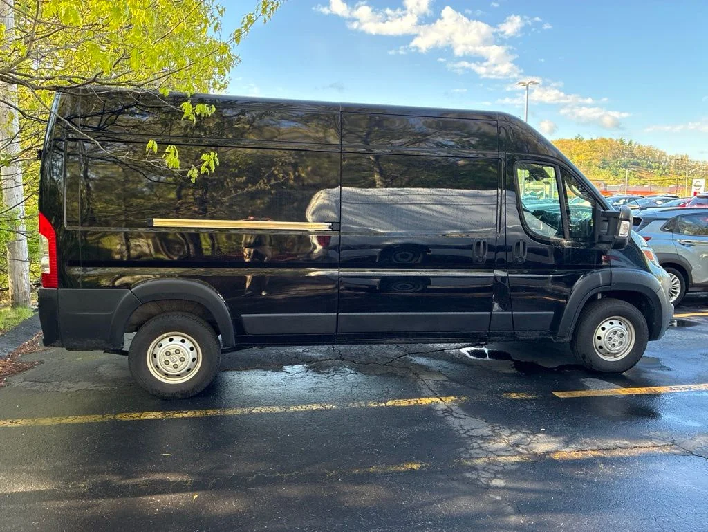 Used 2023 Black Ram High Roof image 7