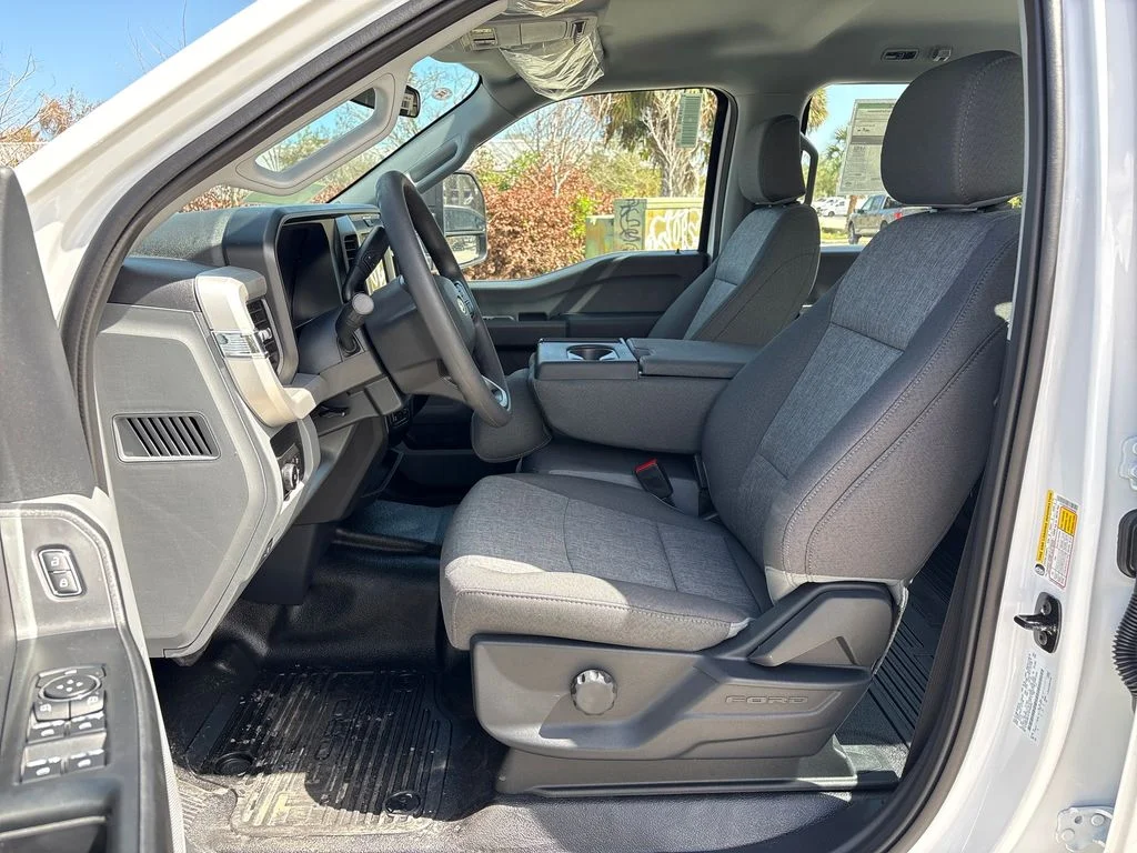 New 2026 White Ford XL image 24