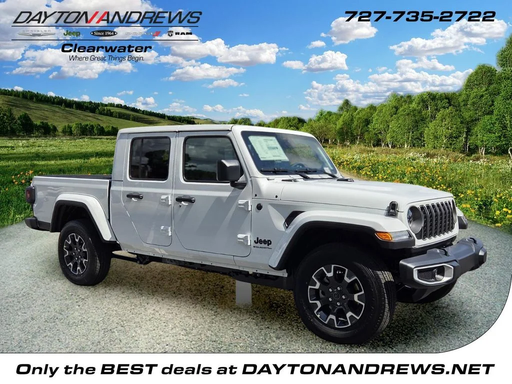 2026 Jeep Gladiator Sahara Auto's photo