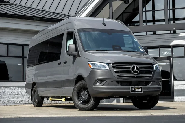 2026 Mercedes-Benz Sprinter 2500 Passenger 170 WB