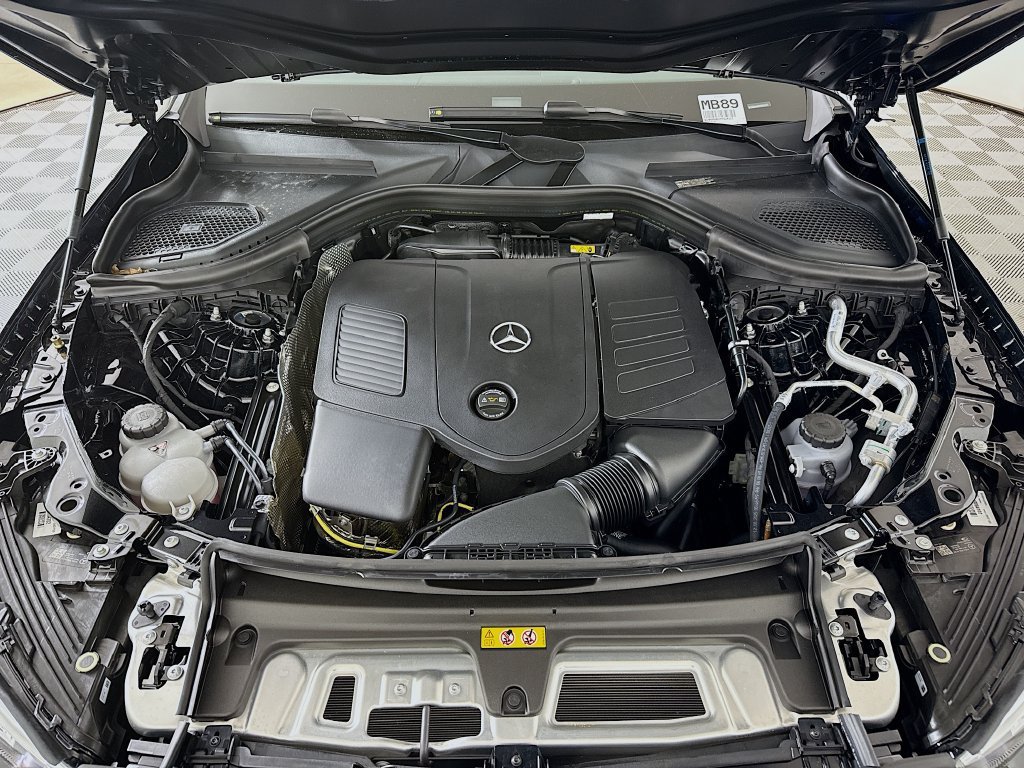 New 2026 Black Mercedes-Benz GLC 300 image 64