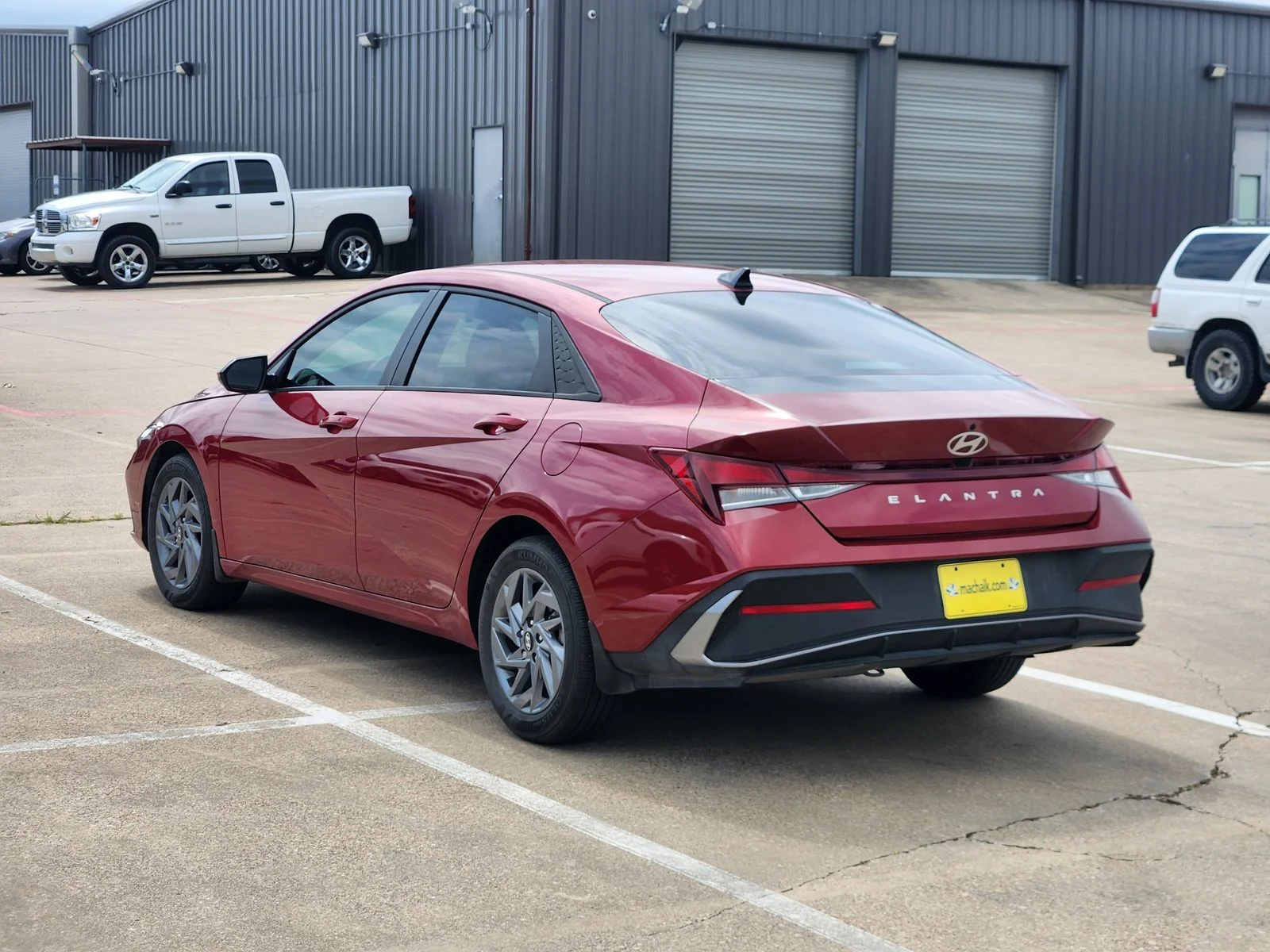 Used 2024 Red Hyundai SEL image 4