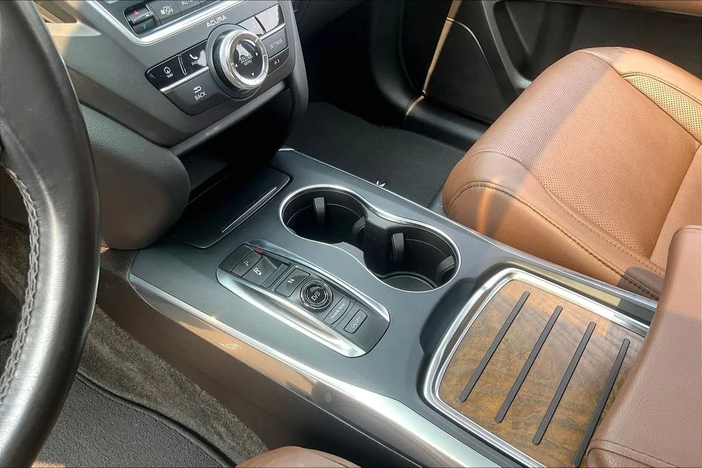 Used 2019 Gray Acura 3.5L Technology Package image 16
