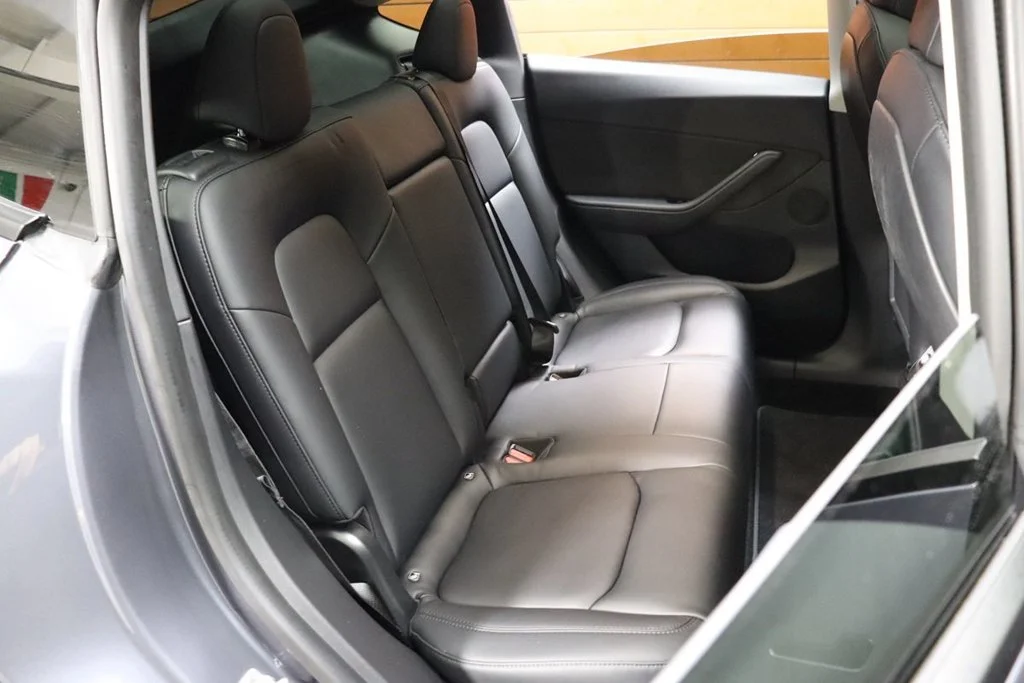 Used 2020 Solid Black Tesla Long Range image 59