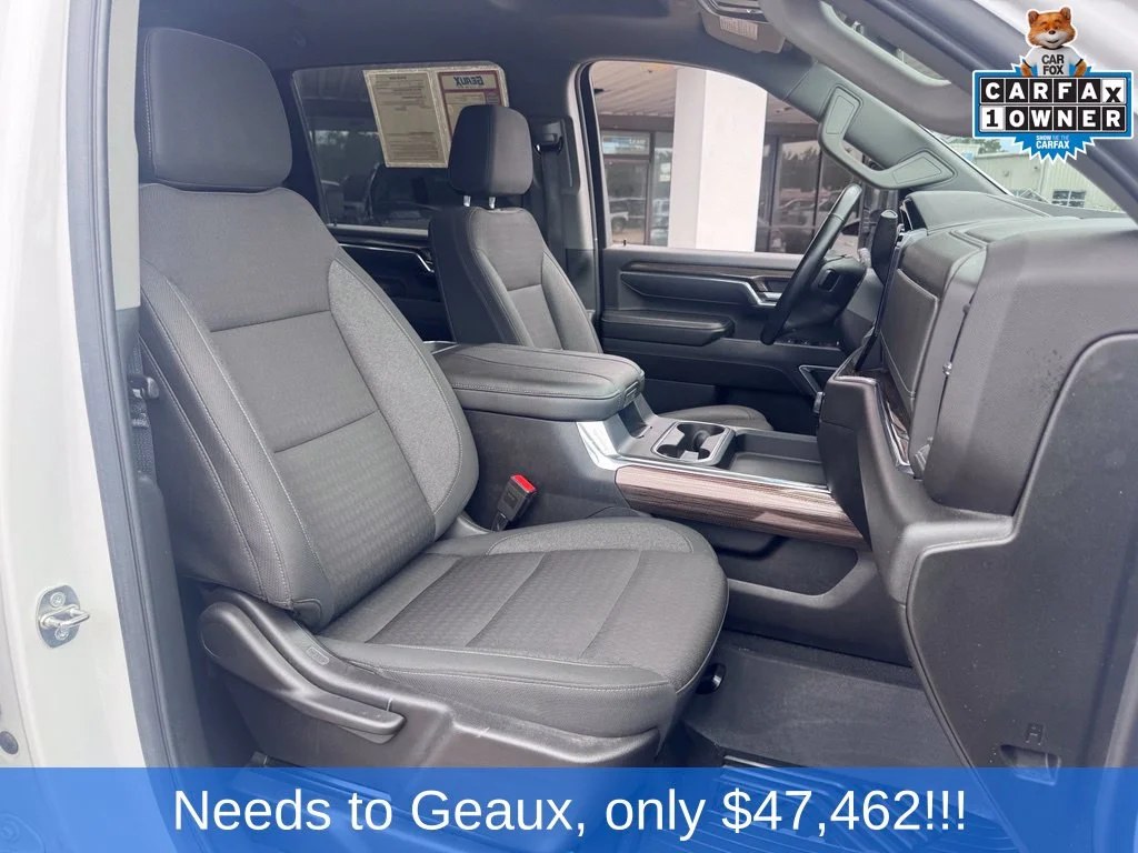 Used 2024 White Chevrolet LT image 26