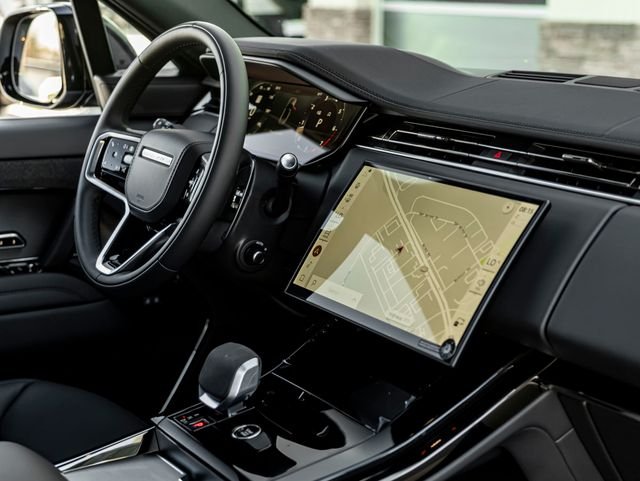 New 2026 Fuji White Land Rover SE image 35