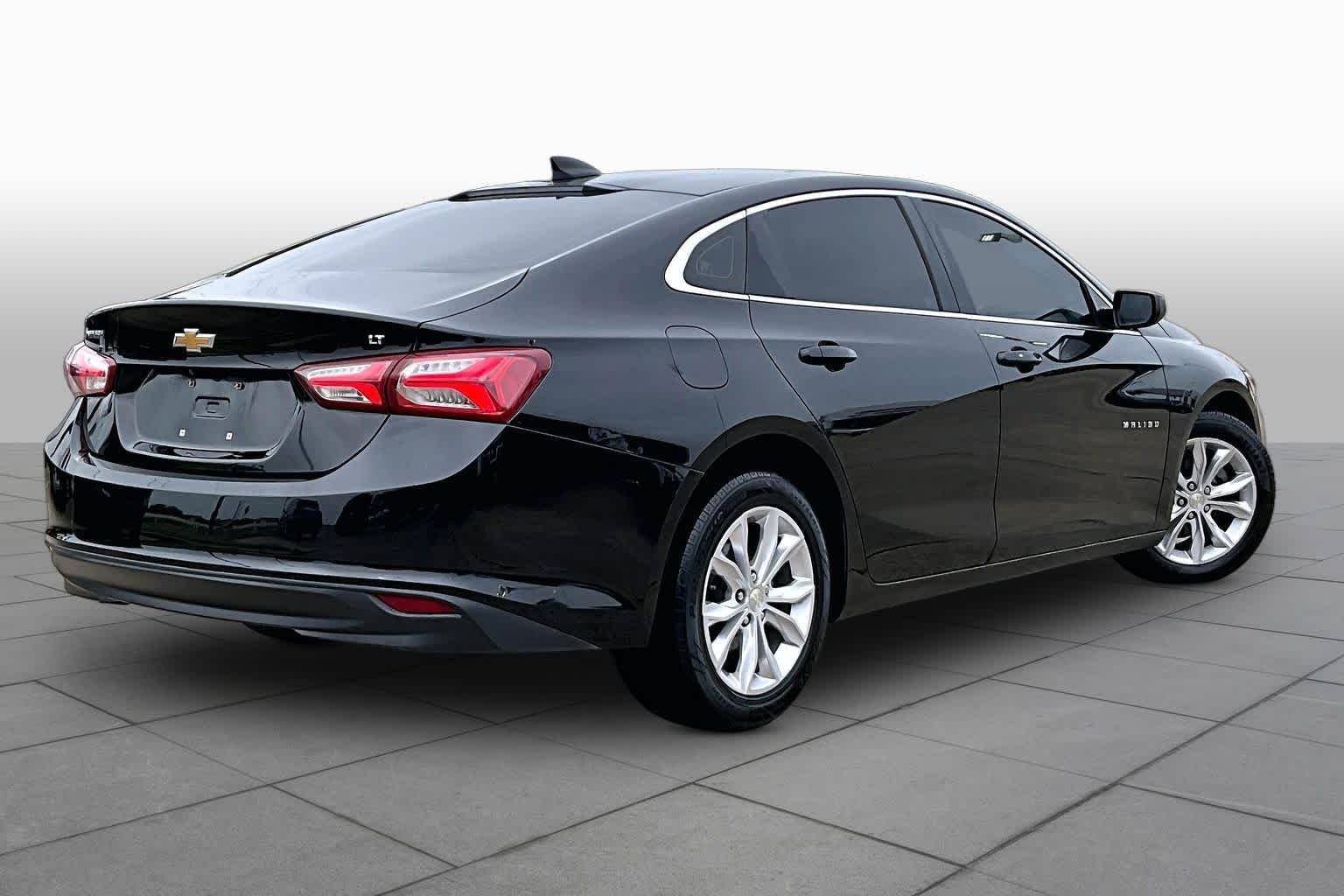 Used 2020 Mosaic Black Metallic Chevrolet LT image 13