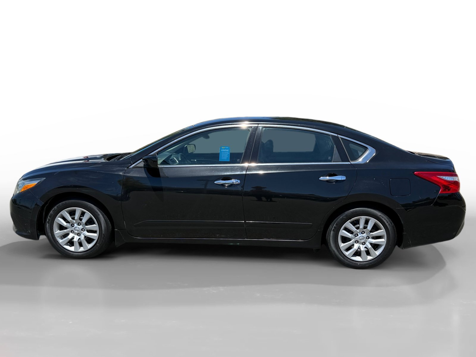 Used 2017 Nissan Altima S with VIN 1N4AL3APXHN309679 for sale in Vallejo, CA