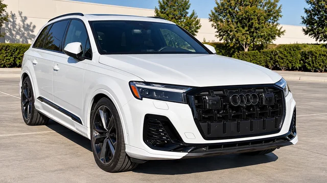 2025 Audi Q7 55 Premium Plus