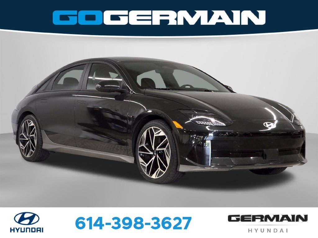 Used 2023 Green Hyundai SEL image 4