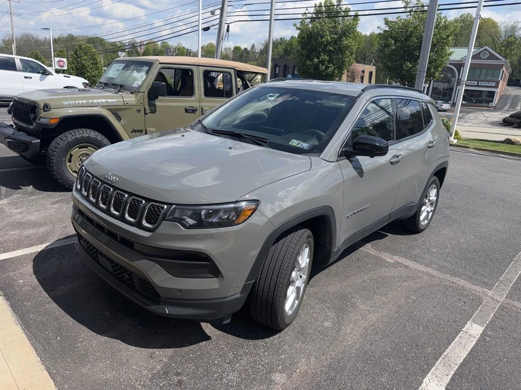 Certified Used 2023 Gray Jeep Latitude Lux image 1