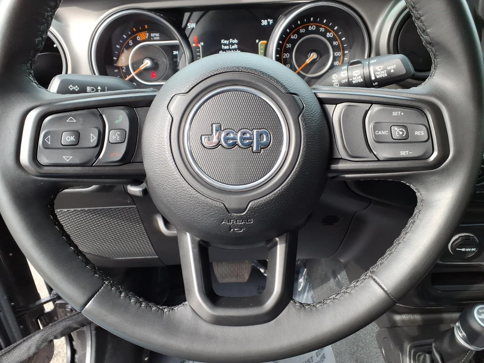 Used 2022 Sting-Gray Clear Coat Jeep Sport S image 19