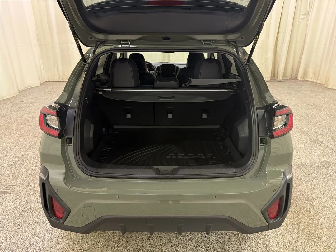New 2026 Alpine Green Subaru Limited image 17