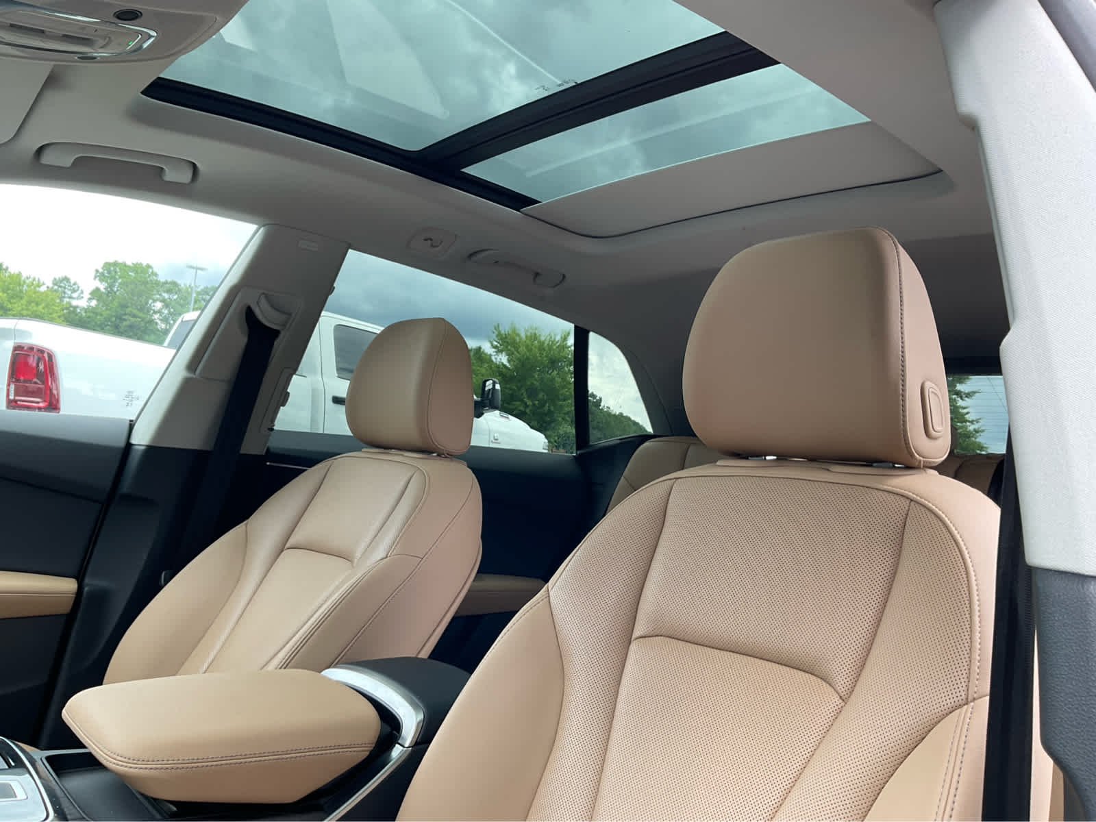 Used 2025  Audi Premium Plus image 25