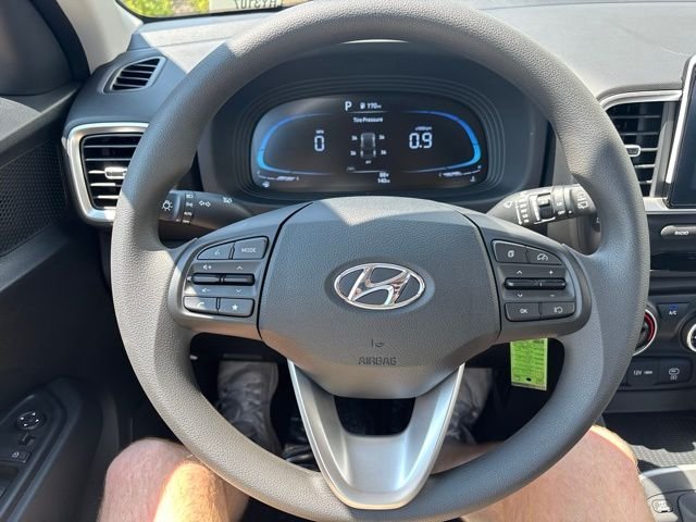 New 2026 Onyx Black Hyundai SE image 17