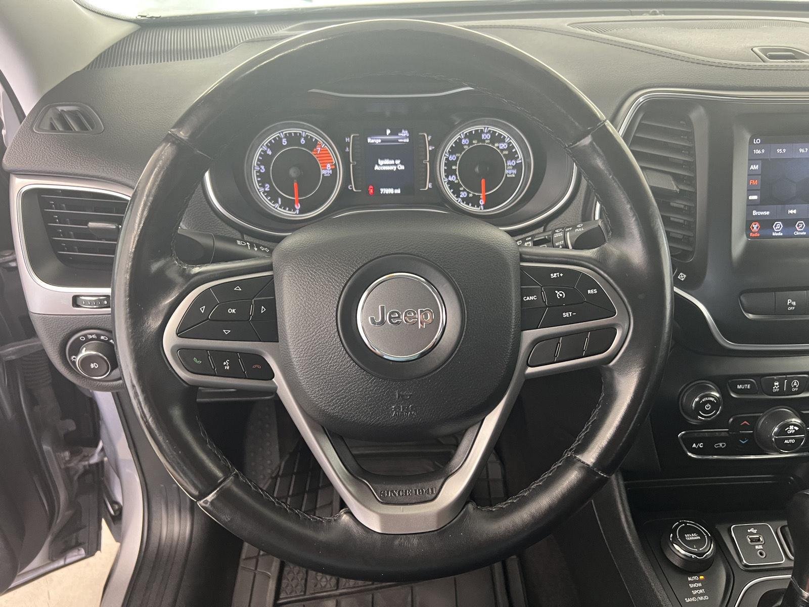 2019 Jeep Cherokee Latitude Plus - Photo 15