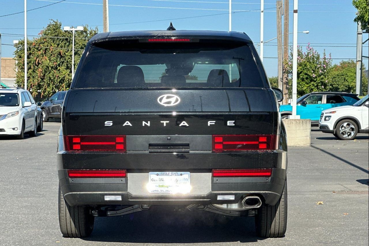 New 2026 Phantom Black Hyundai SE FWD image 5