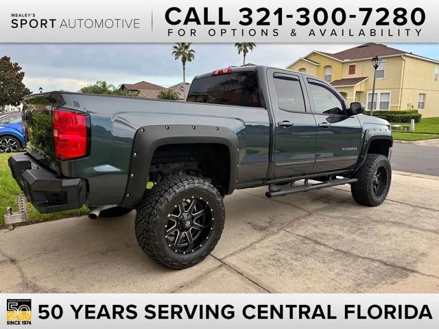 Used 2018  Chevrolet LT image 1