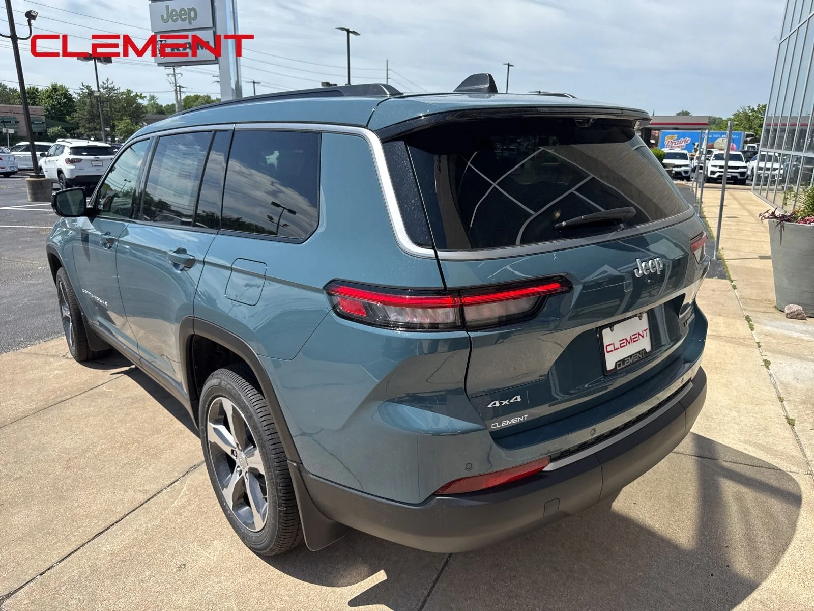 New 2026 Steel Blue Exterior Paint Jeep Limited image 6