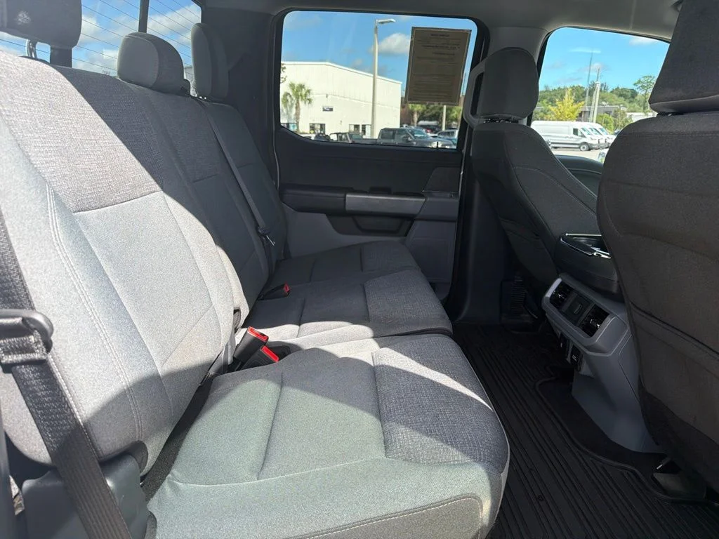 Certified Used 2024 Avalanche Gray Ford XLT image 27