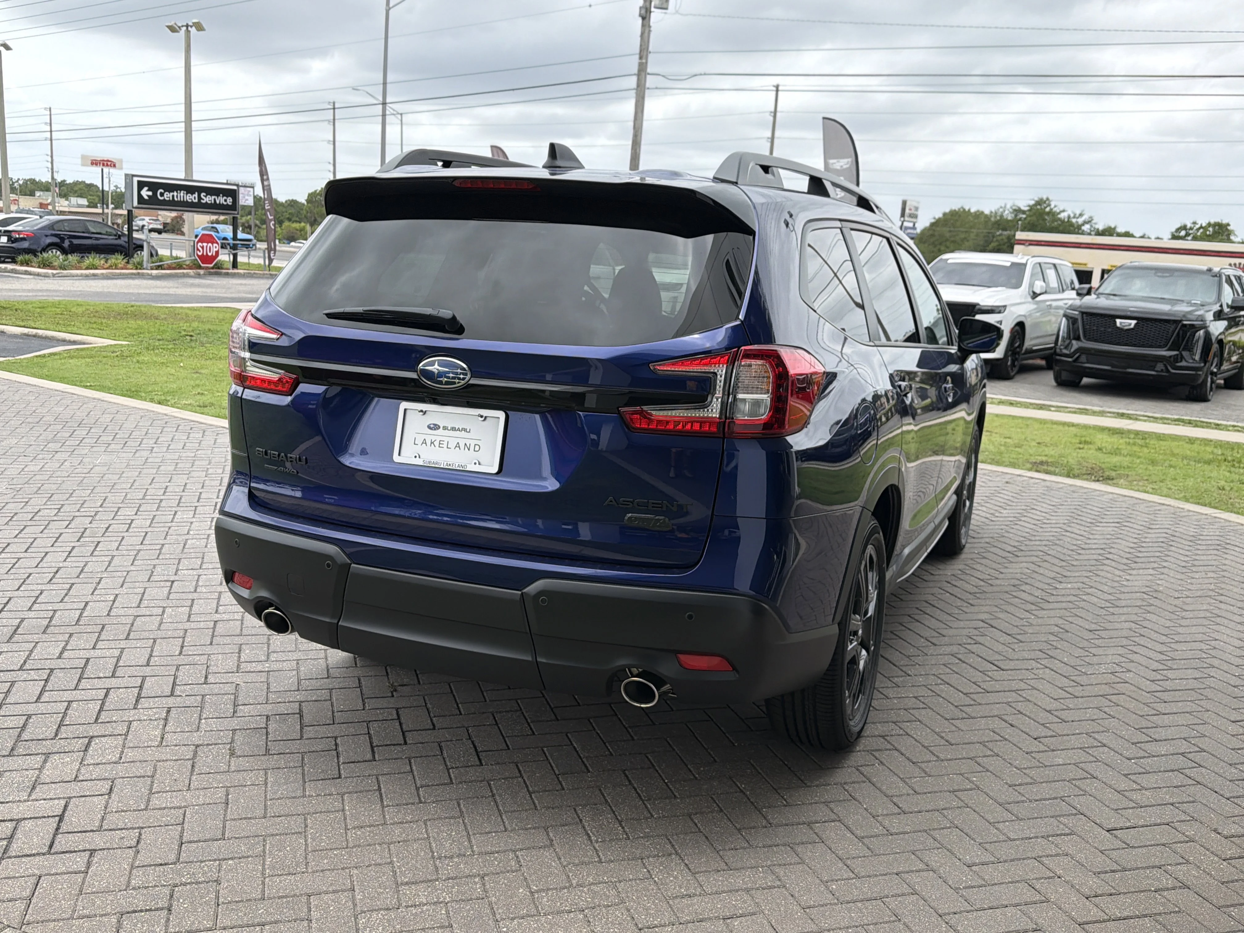 New 2026 SAPPHIRE BLUE PEARL Subaru Onyx Edition Touring 7-Passenger image 6
