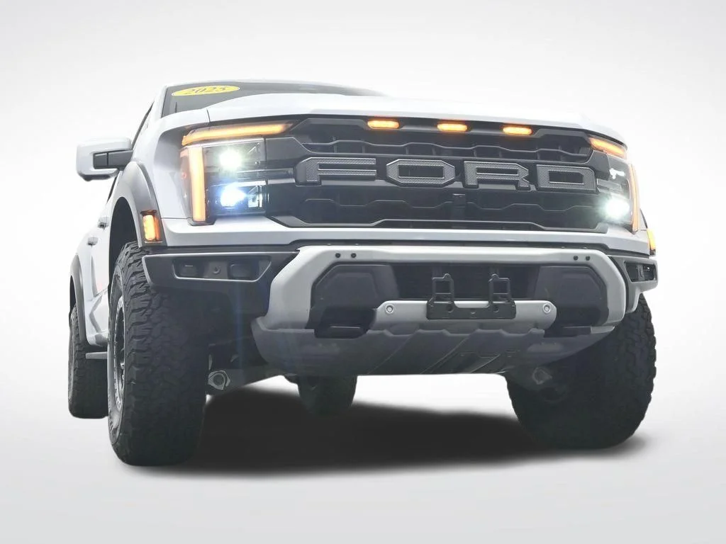 Used 2025 White Ford Raptor image 33