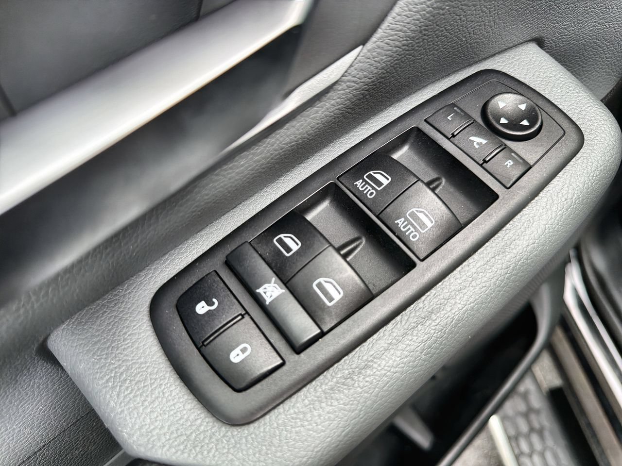 Used 2020  Ram Big Horn image 19