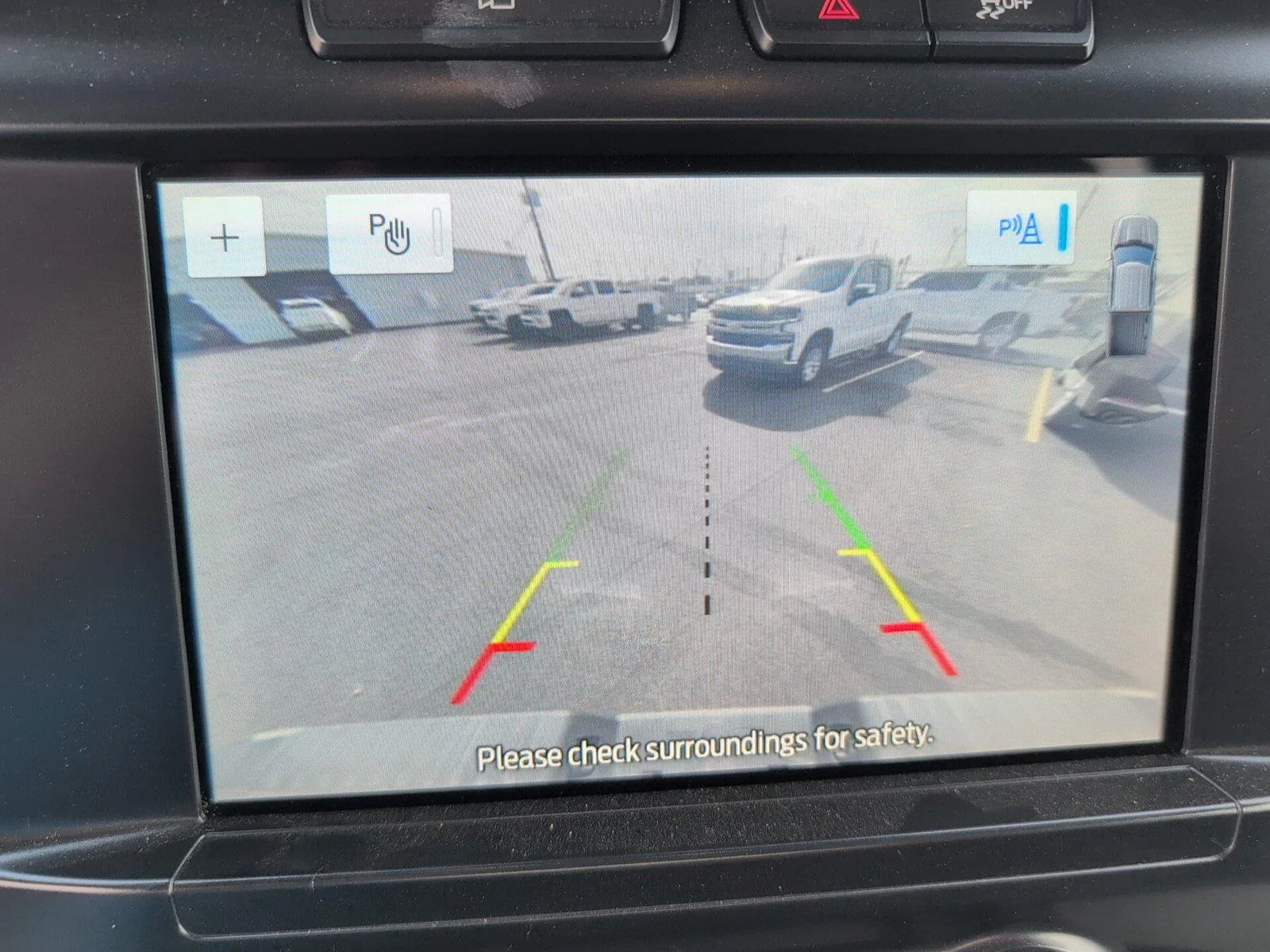 Used 2023 Iconic Silver Ford XLT image 17