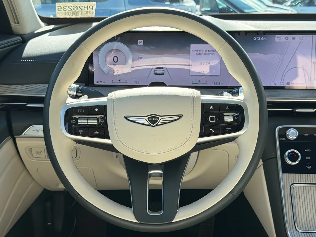 Used 2025 Green Genesis 3.5T Prestige image 24