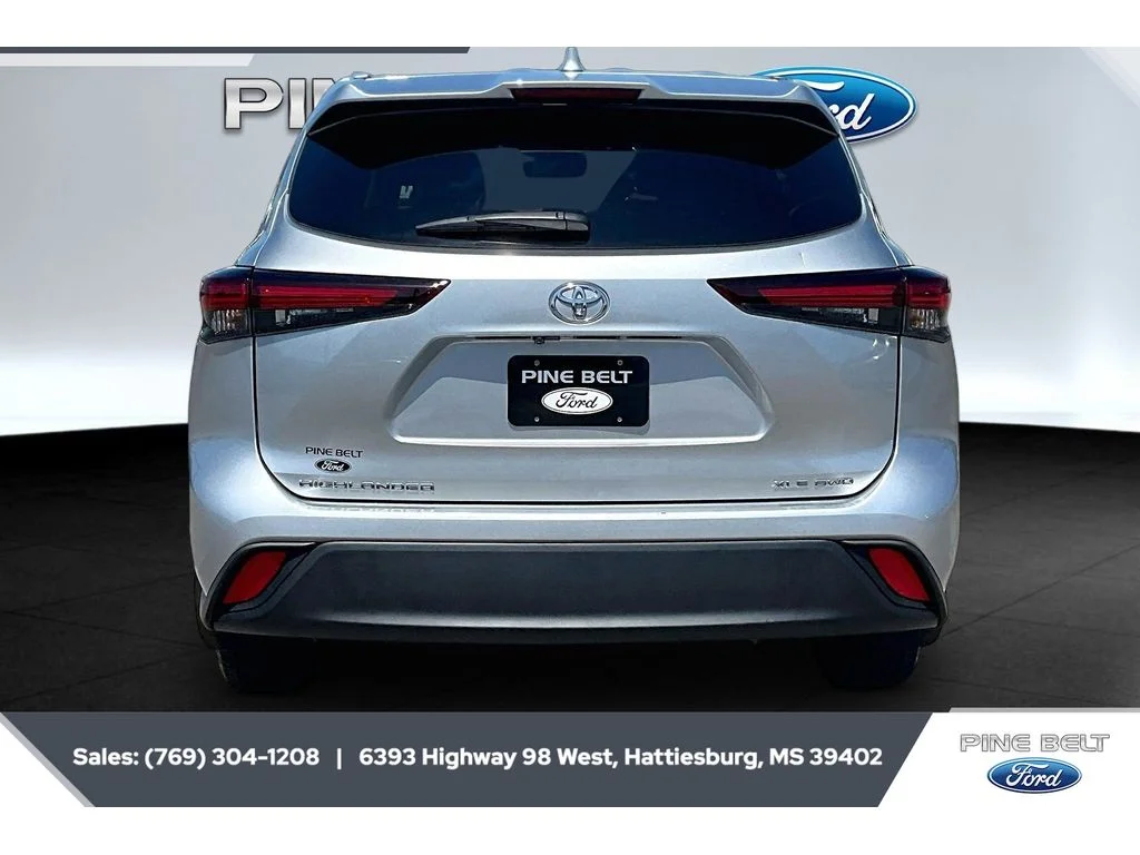 Used 2024 Celestial Silver Metallic Toyota XLE image 4