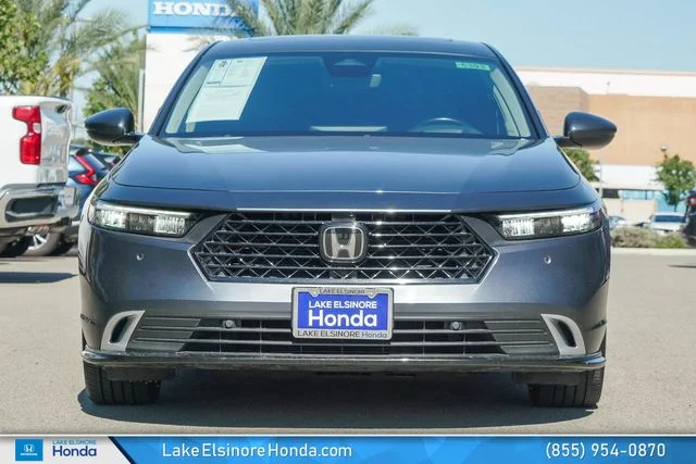 Used 2025 Meteorite Gray Metallic Honda Touring image 3