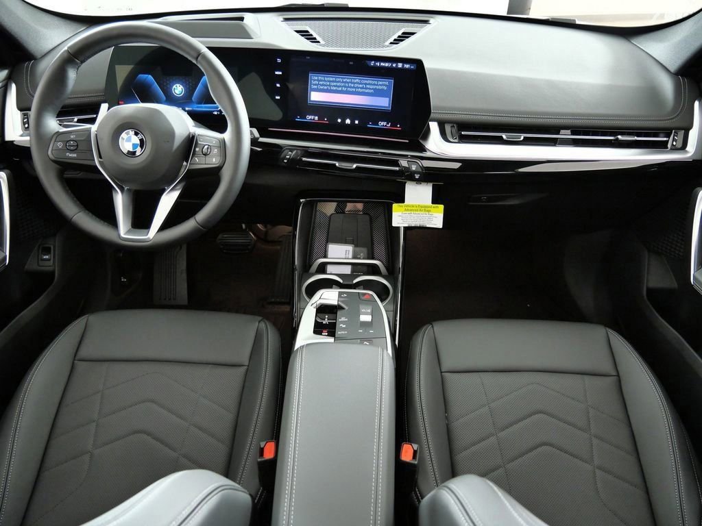 Used 2026 Space Silver Metallic BMW xDrive28i image 6