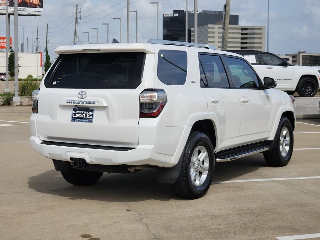 Used 2016 Super White Toyota SR5 Premium image 7
