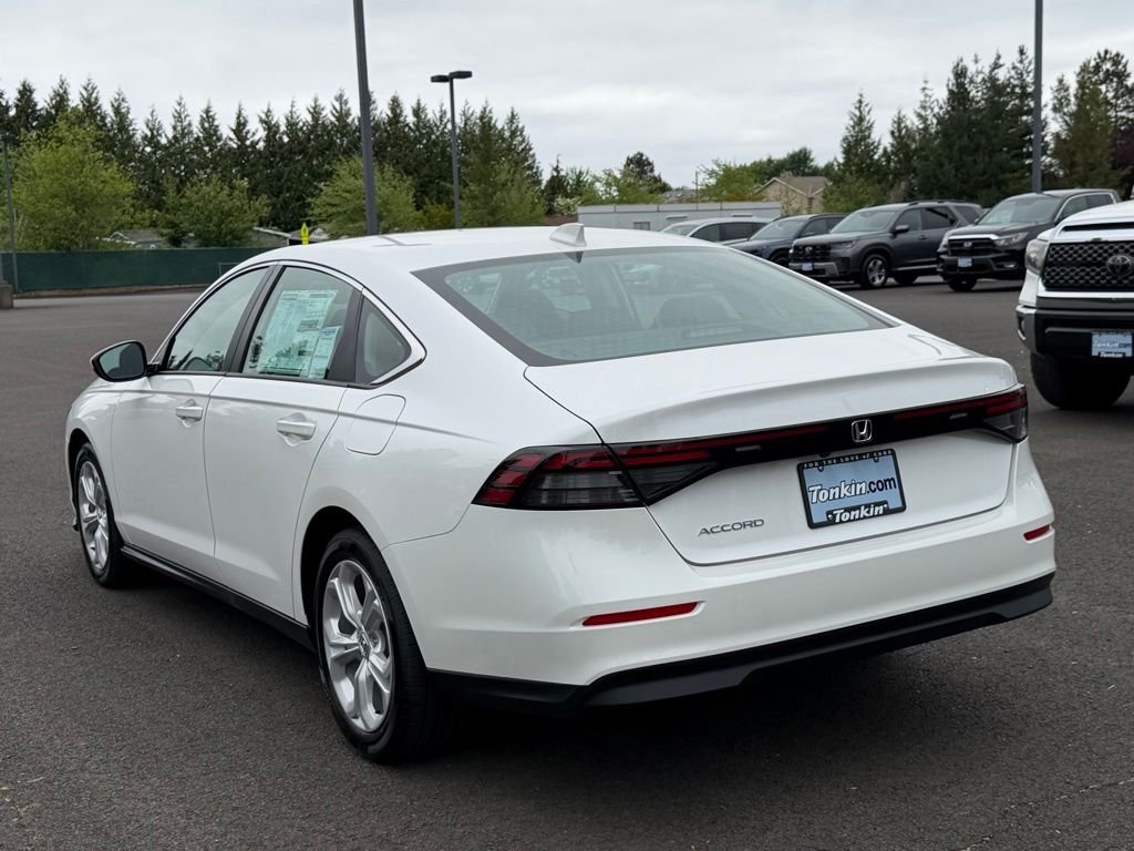 New 2026 Platinum White Pearl Honda LX image 6