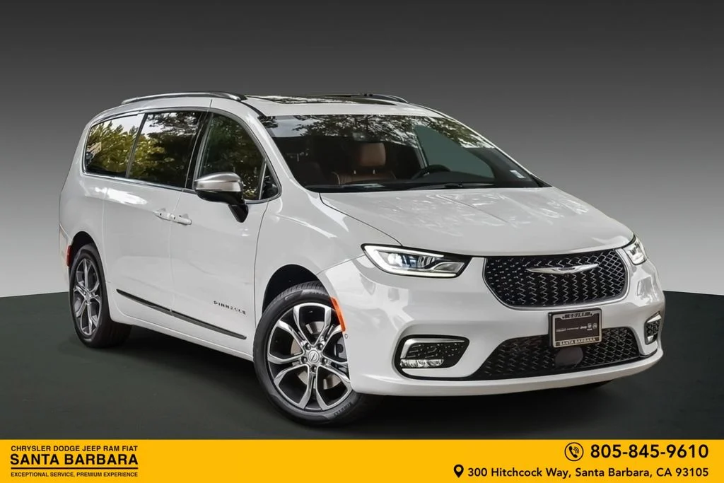 2026 Chrysler Pacifica Pinnacle AWD's photo