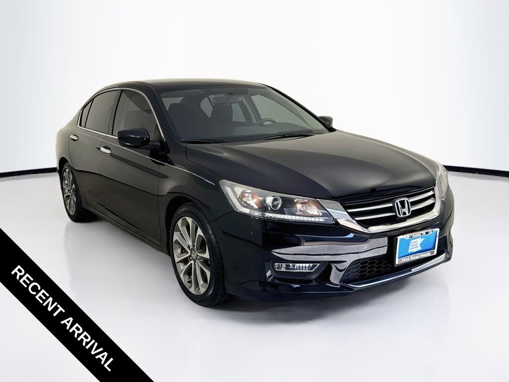 Used 2013 Black Honda Sport image 1