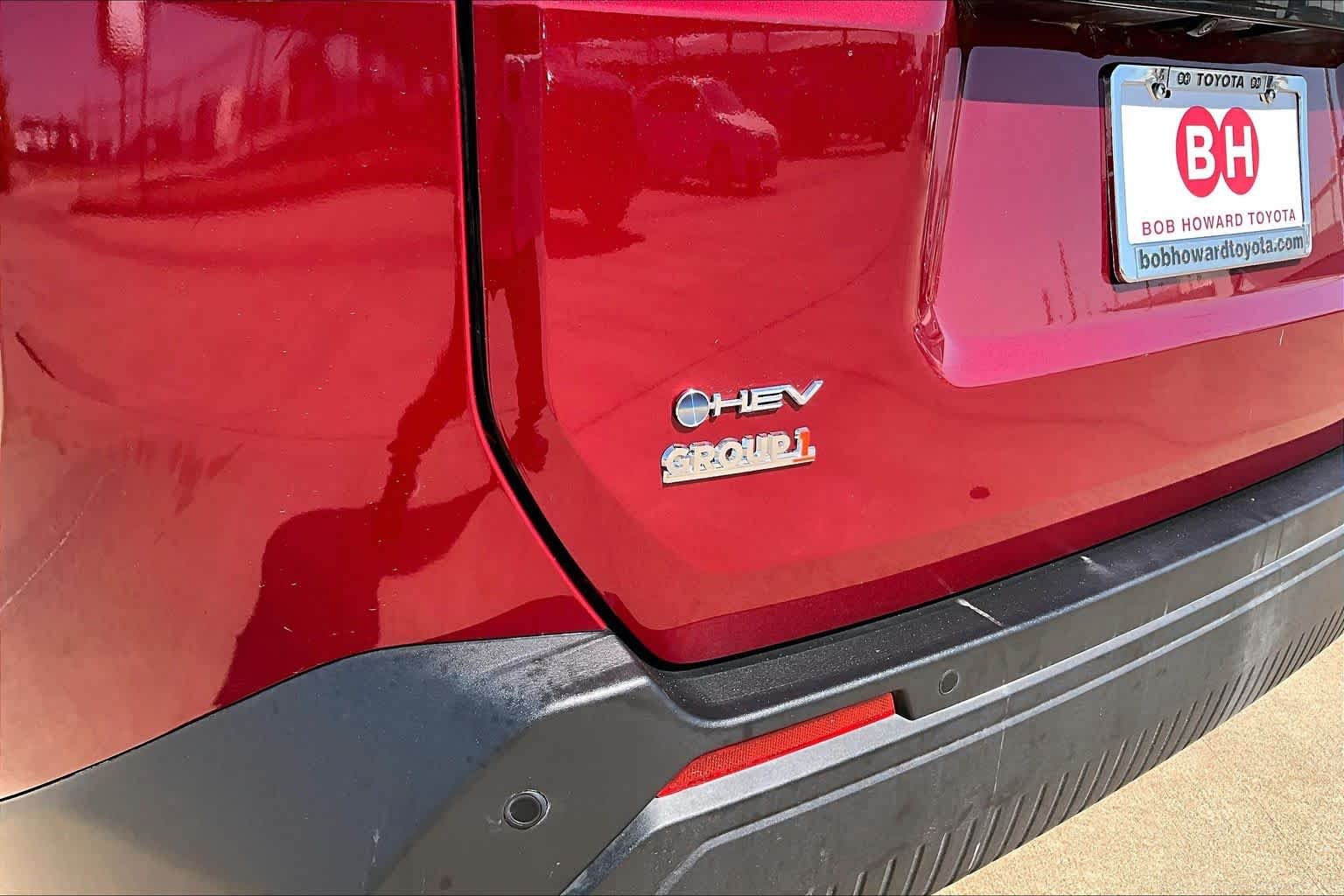 Used 2026 Ruby Flare Pearl Toyota XLE Premium image 29