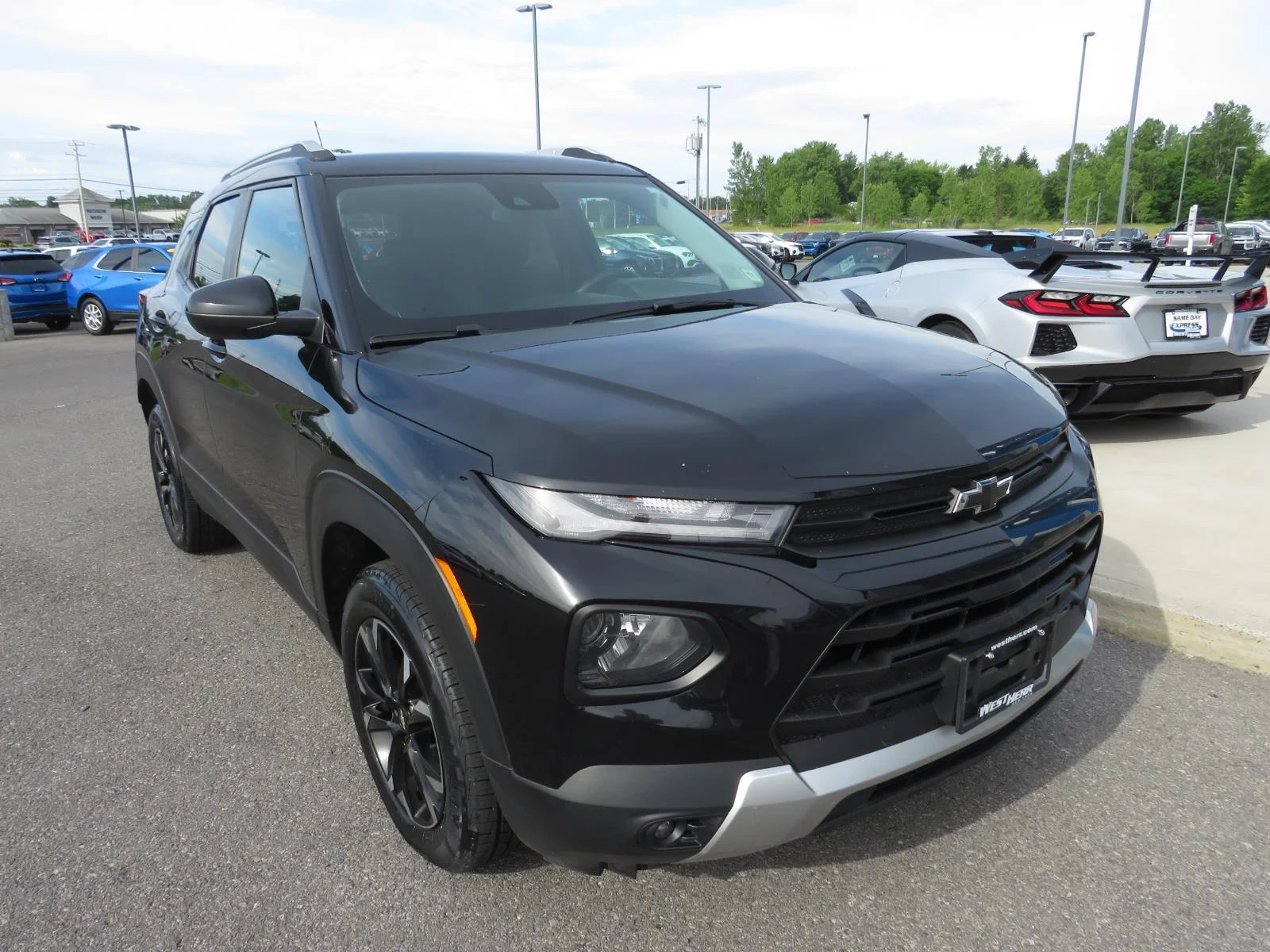 Used 2021 Mosaic Black Metallic Chevrolet LT image 3