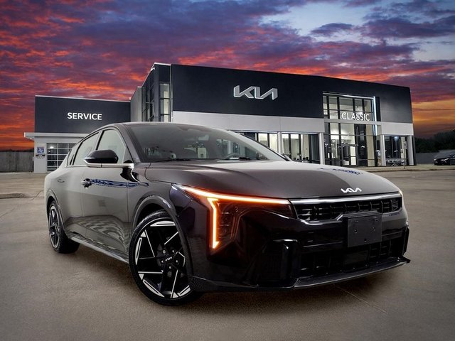 2025 Kia K4 GT-Line