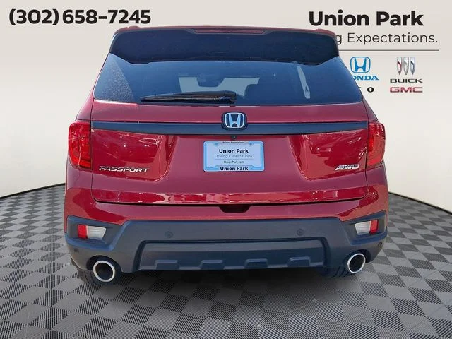 Used 2023 Radiant Red Metallic II Honda EX-L image 5