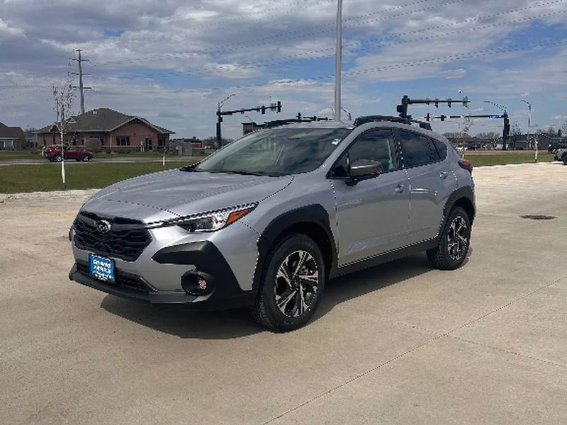 New 2026 ICE SILVER METALLIC Subaru Premium image 2