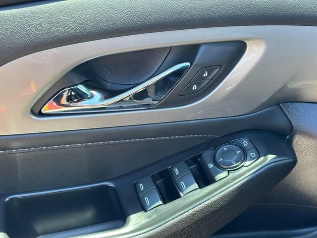 2023 Chevrolet Traverse 1LT - Photo 17