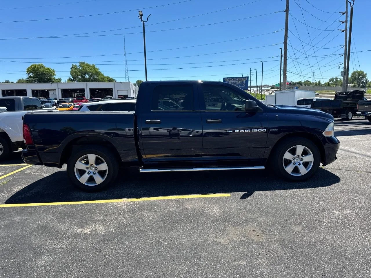 Used 2012 True Blue Pearlcoat Ram 2WD Crew Cab 140.5" Express image 10