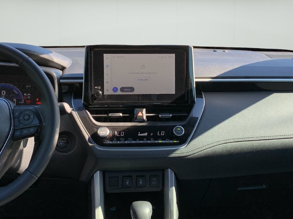 2024 Toyota Corolla Cross XSE - Photo 23