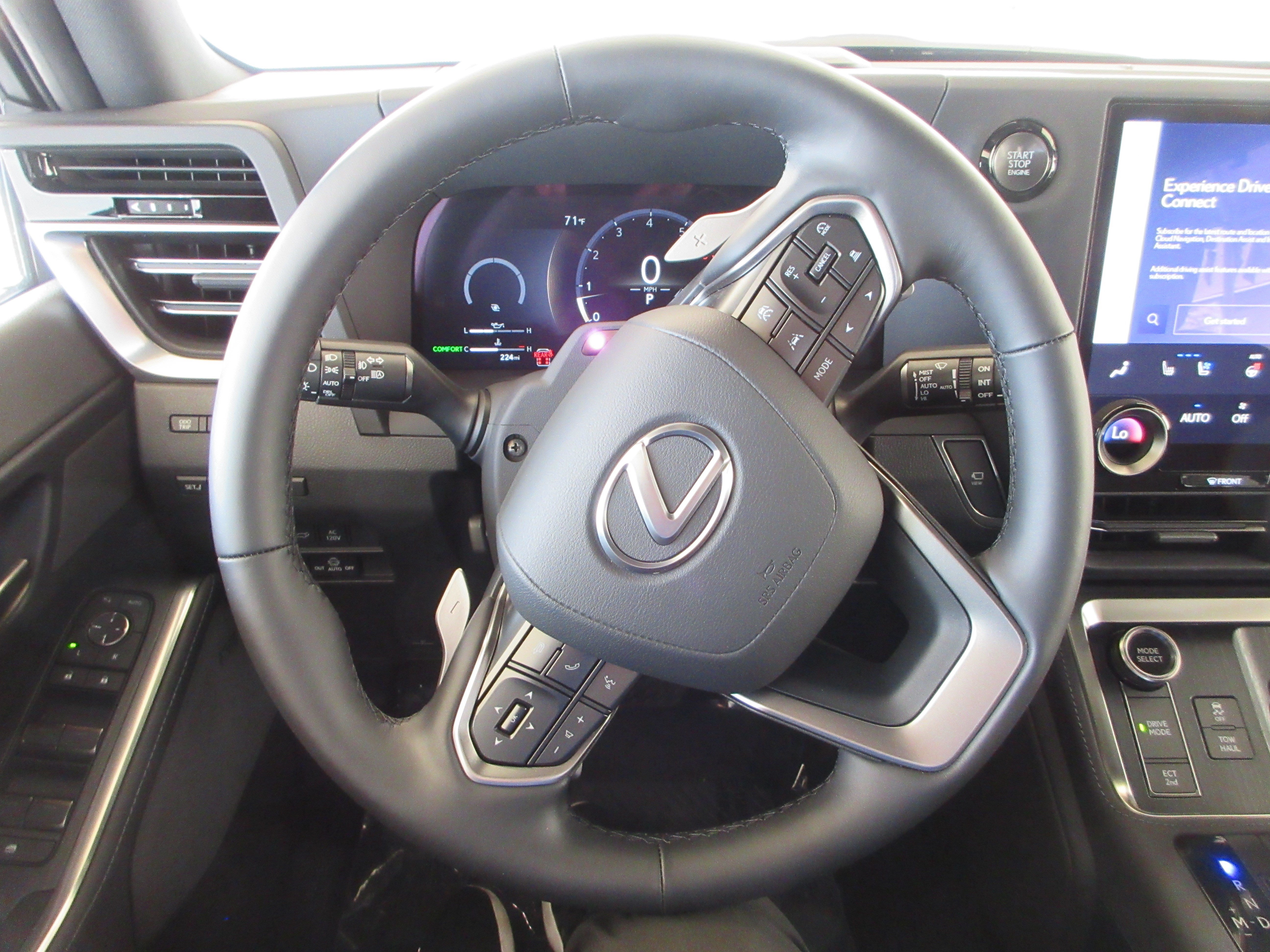 2026 Lexus GX Luxury - Photo 37